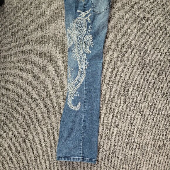 Paisley Embroidered Jeans - Picture 13 of 13
